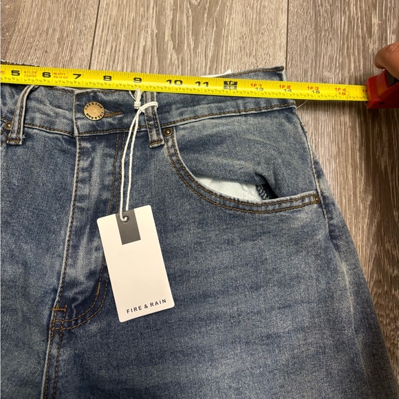 Fire and Rain Classic Blue Wide-Leg Women Jeans - Picture 6 of 10